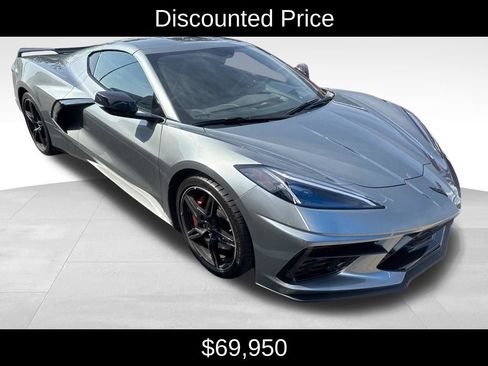 Used 2023 Chevrolet Corvette Stingray Preferred Cpe w/ Z51 Performance Package RWD image 3