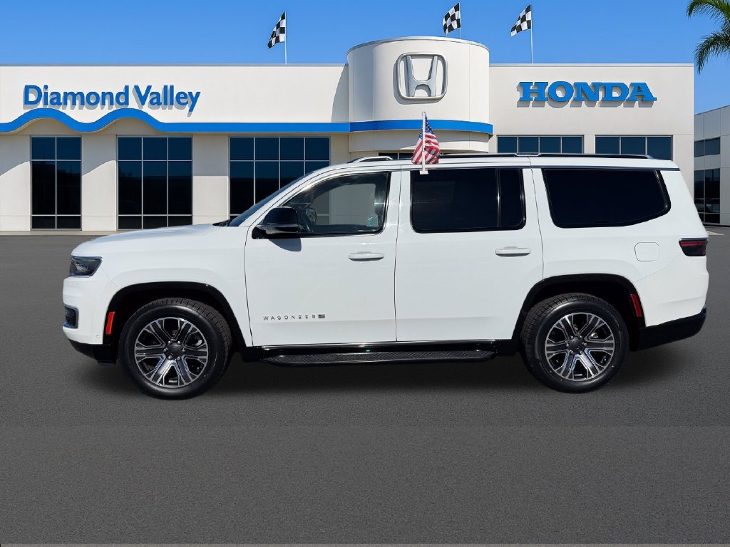 Used 2023 Jeep Wagoneer Series II AWD/4WD image 9
