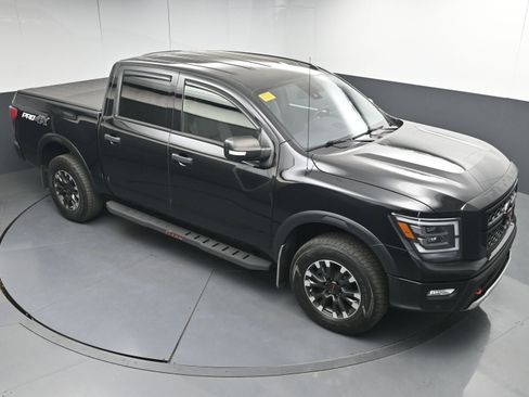 Used 2021 Nissan Titan PRO-4X w/ Pro-4x Convenience Package image 33