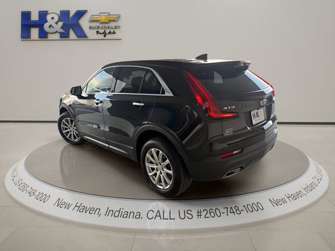 Used 2022 Cadillac XT4 Luxury image 4