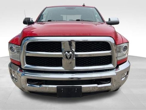 Used 2018 RAM 2500 Laramie w/ Convenience Group AWD/4WD image 3