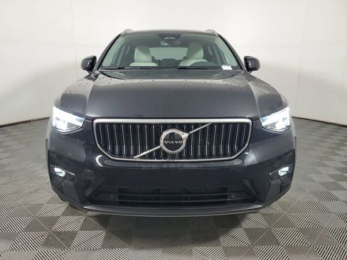 Used 2023 Volvo XC40 B5 Plus w/ Protection Package Premier AWD/4WD image 2