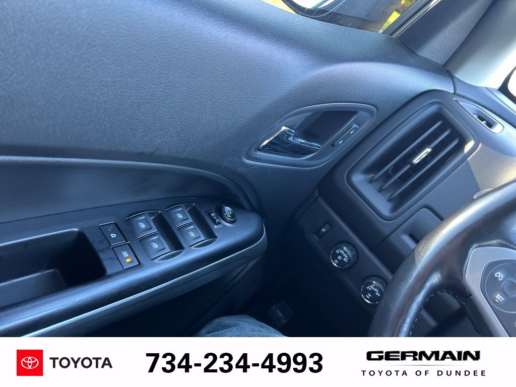 Used 2019 Chevrolet Colorado LT w/ LT Convenience Package AWD/4WD image 17