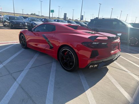 Used 2021 Chevrolet Corvette Stingray Preferred Conv w/ Z51 Performance Package RWD image 6