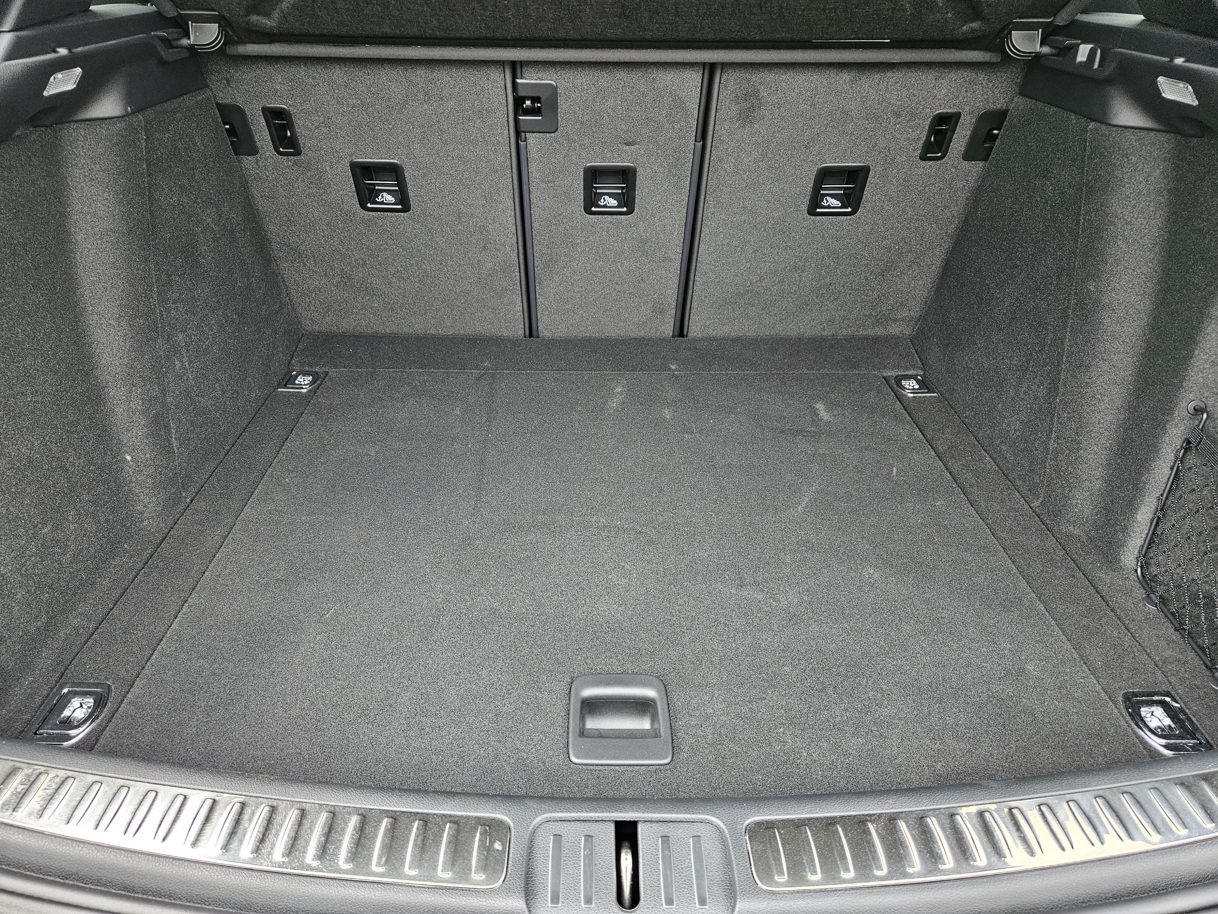 Certified 2026 Porsche Macan AWD/4WD image 31