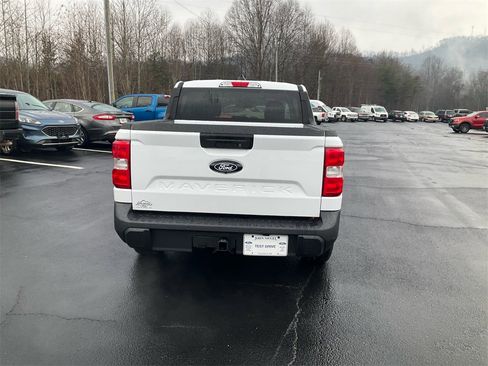 New 2026 Ford Maverick XL image 6