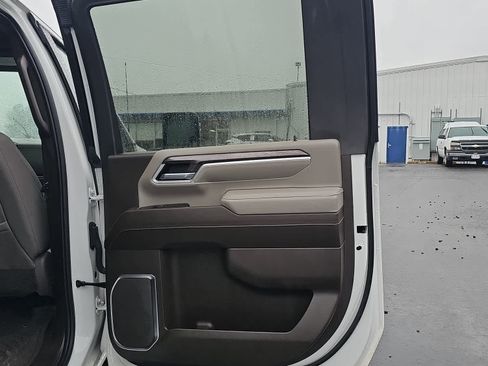 Used 2024 Chevrolet Silverado 2500 LTZ w/ LTZ Plus Package image 24