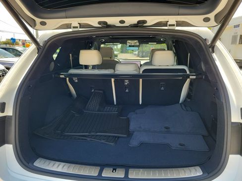 Certified 2025 Genesis GV80 3.5T Prestige AWD/4WD image 9