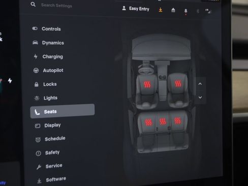 Used 2021 Tesla Model Y Long Range image 10