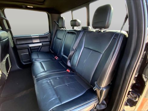 Used 2020 Ford F150 Lariat w/ Equipment Group 502A Luxury AWD/4WD image 19