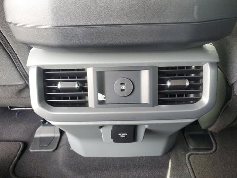 New 2025 Ford F150 Lightning XLT image 32