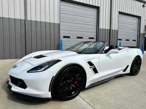 Used 2017 Chevrolet Corvette Grand Sport image 14