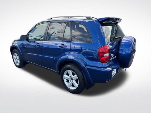 Used 2004 Toyota RAV4 4WD image 3