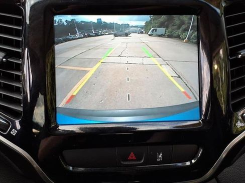 Used 2022 Jeep Cherokee Limited w/ Mopar Interior Package AWD/4WD image 16