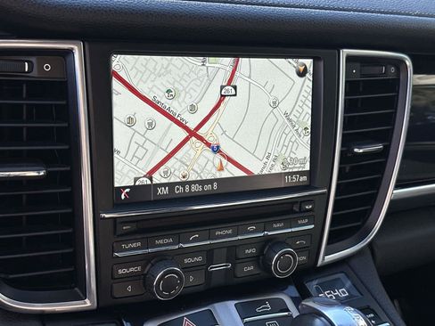 Used 2016 Porsche Panamera Edition image 17