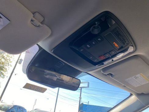 New 2026 Kia Carnival image 22