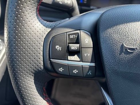 Used 2023 Ford Escape ST-Line w/ Tech Pack #1 AWD/4WD image 18
