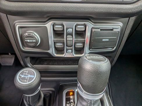 New 2026 Jeep Gladiator Sport image 22