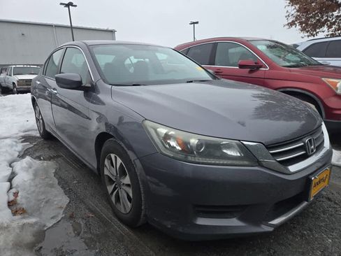 Used 2014 Honda Accord LX image 3