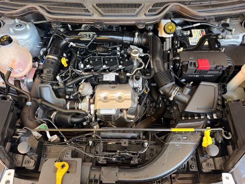 Used 2021 Ford EcoSport SE FWD image 33