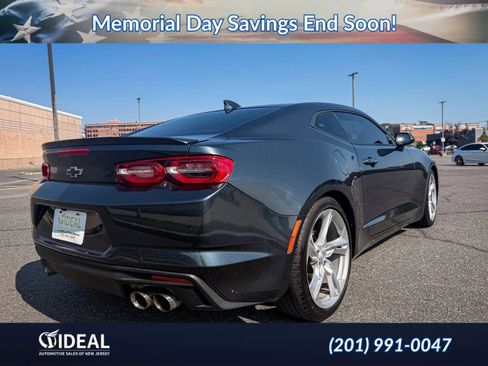 Used 2021 Chevrolet Camaro LT w/ Technology Package RWD image 7