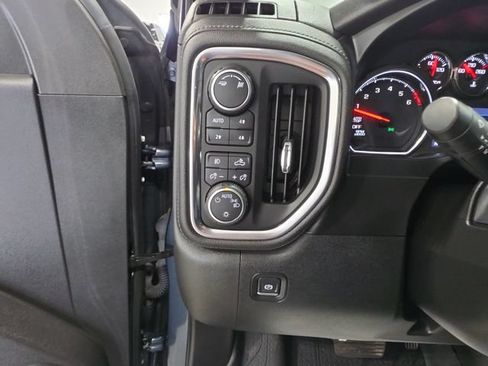 Used 2019 Chevrolet Silverado 1500 RST AWD/4WD image 19