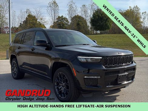 New 2025 Jeep Grand Cherokee L Summit w/ Obsidian Package image 1