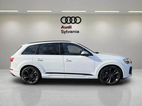 Certified 2025 Audi Q7 3.0T Prestige w/ Prestige Package image 8
