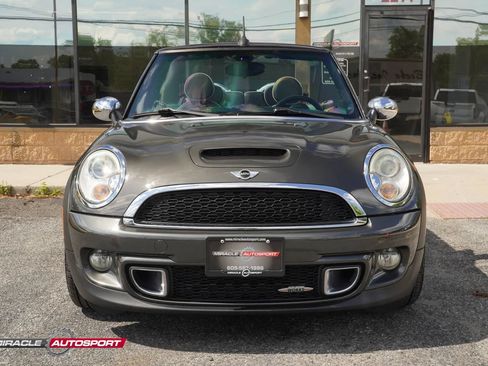 Used 2011 MINI Cooper John Cooper Works FWD image 2