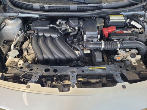 Certified 2016 Nissan Versa SV FWD image 20