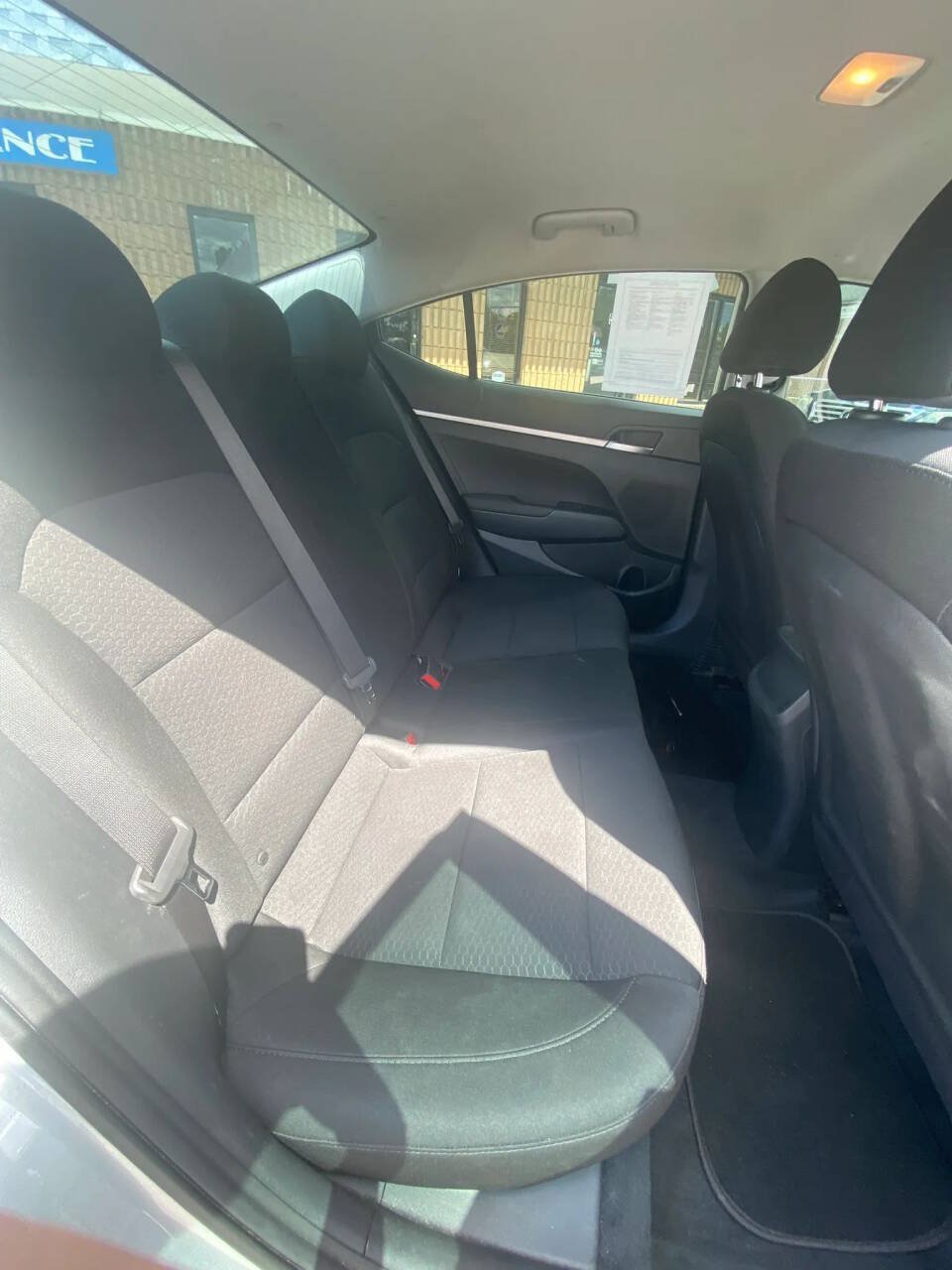 Used 2019 Hyundai Elantra SE w/ Cargo Package FWD image 7