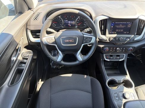 Used 2024 GMC Terrain SLE w/ Driver Convenience Package AWD/4WD image 30
