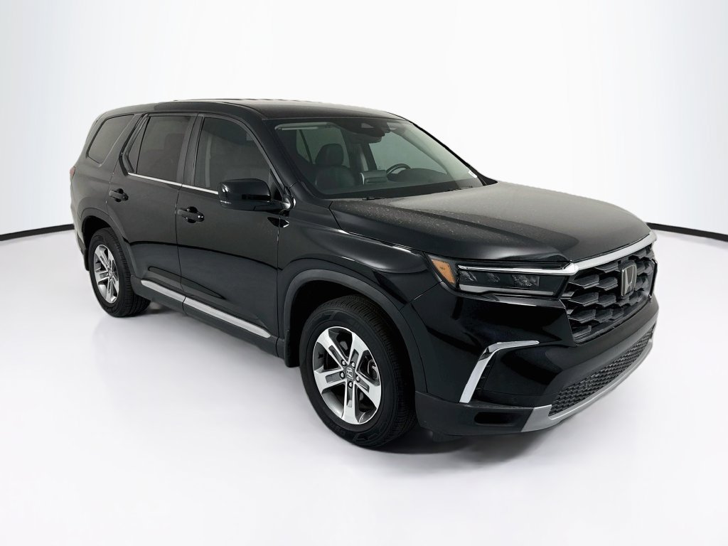 Certified 2025 Honda Pilot EX-L image 3