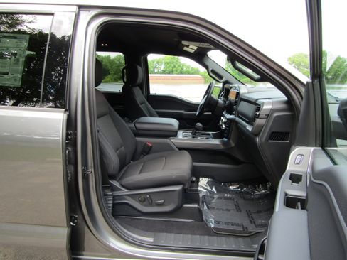New 2026 Ford F150 XLT w/ Equipment Group 302A MID AWD/4WD image 20