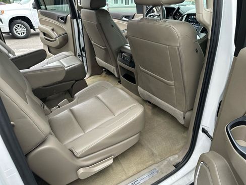 Used 2018 GMC Yukon XL SLT w/ Premium Edition RWD image 27