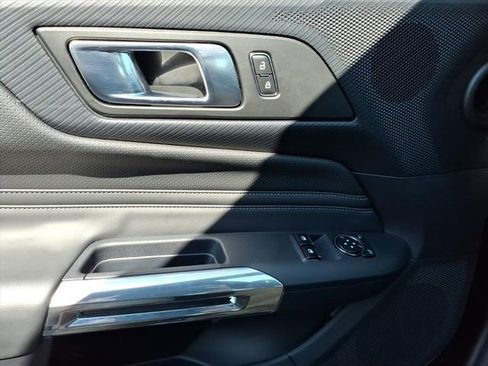 Used 2024 Ford Mustang GT Premium image 14