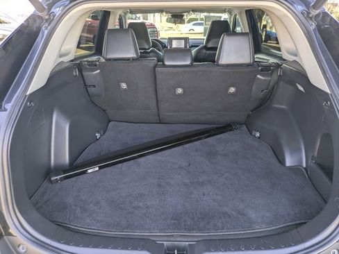 Used 2021 Toyota RAV4 XLE Premium image 29