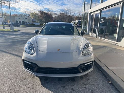 Used 2023 Porsche Panamera 4 Platinum Edition image 51