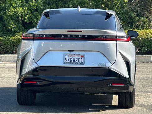 Certified 2023 Lexus RZ 450e Premium w/ Technology Package AWD/4WD image 9