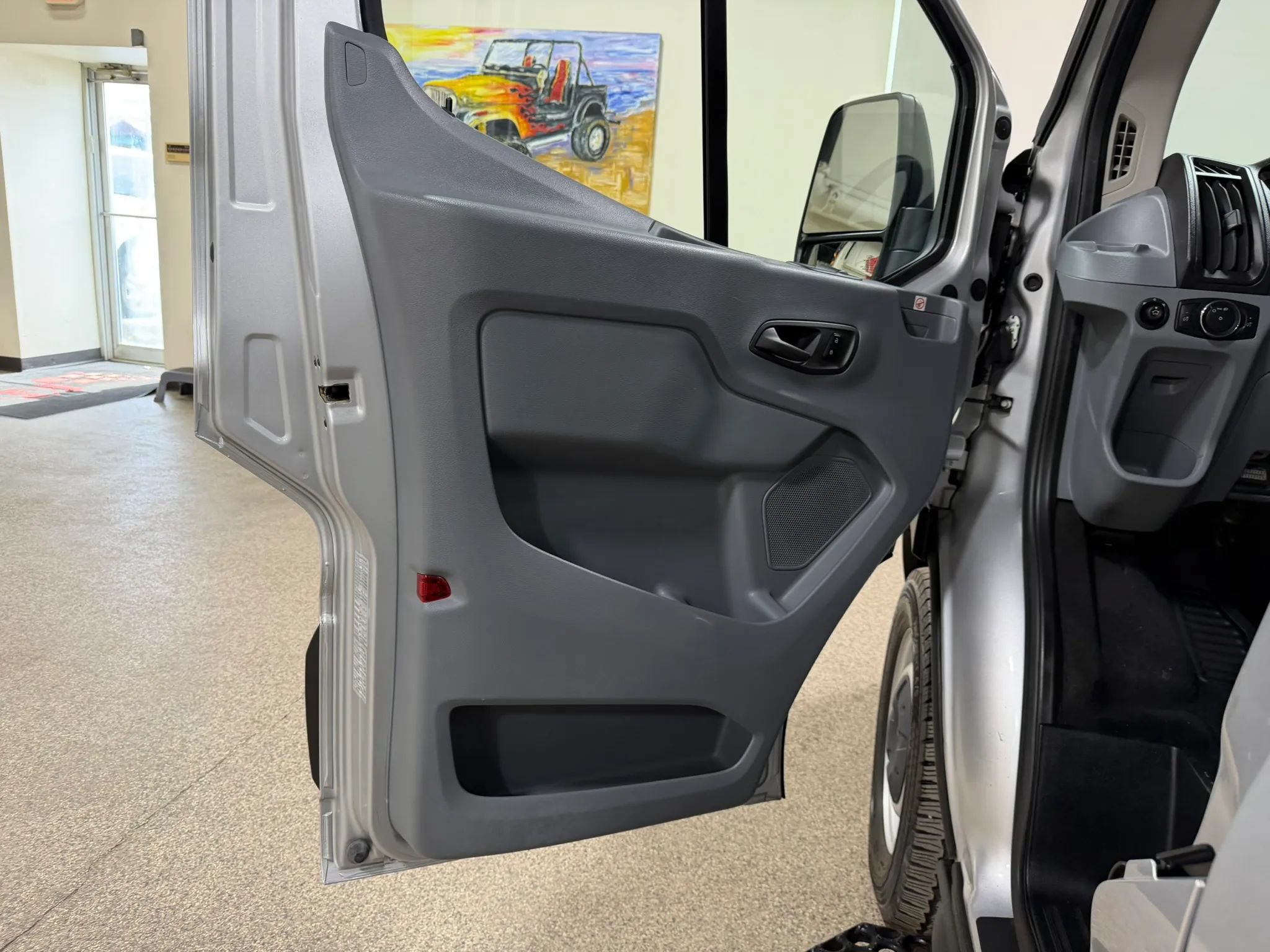 Used 2019 Ford Transit 250 148 Medium Roof RWD image 23
