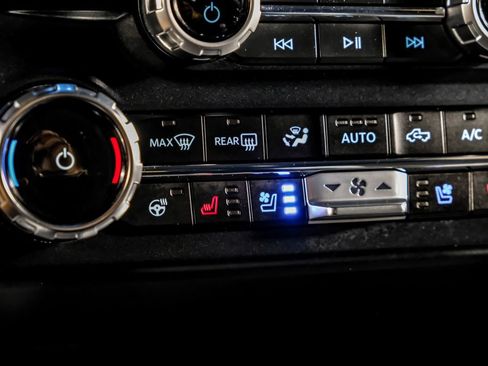 Used 2024 Ford F350 Limited w/ FX4 Off-Road Package AWD/4WD image 19