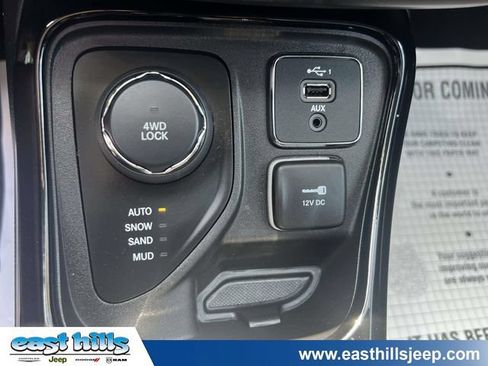 Certified 2019 Jeep Compass Limited AWD/4WD image 35