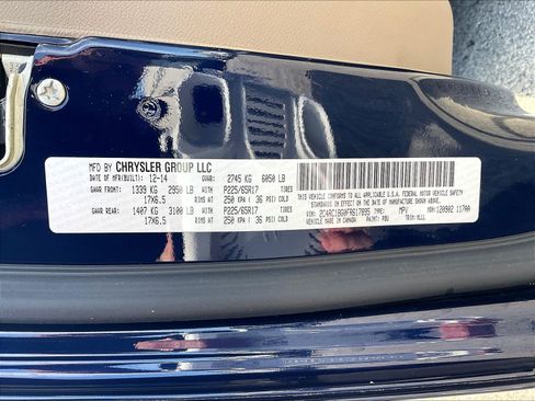 Used 2015 Chrysler Town & Country Touring w/ Driver Convenience Group FWD image 18