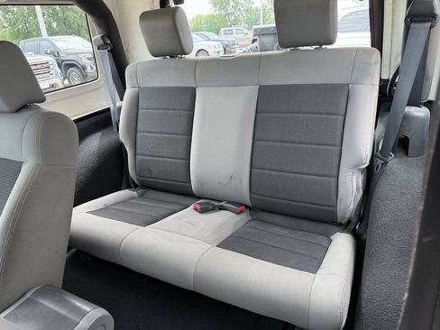 Used 2009 Jeep Wrangler X AWD/4WD image 6