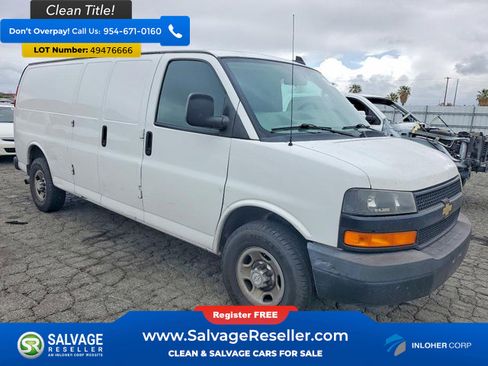 Used 2018 Chevrolet Express 2500 Extended image 5
