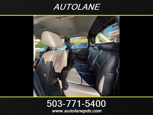 Used 2010 Chevrolet Avalanche LT w/ Luxury Package image 15