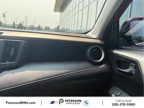 Used 2014 Toyota RAV4 XLE AWD/4WD image 31
