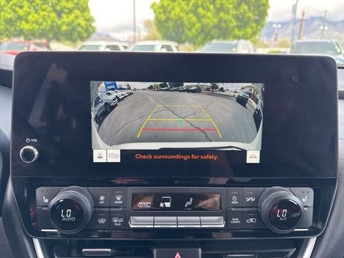 Used 2024 Toyota Grand Highlander AWD image 27