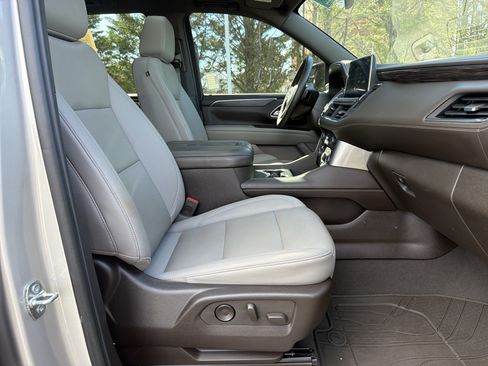 Used 2023 Chevrolet Tahoe Z71 AWD/4WD image 35