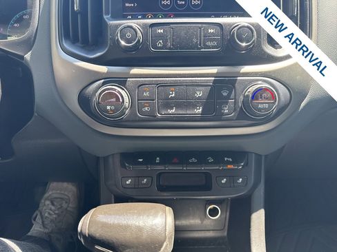 Used 2020 Chevrolet Colorado Z71 AWD/4WD image 25